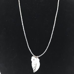 28’’ Inch necklace with leaf pendant.
